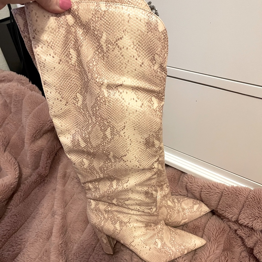 Snake skin boot
